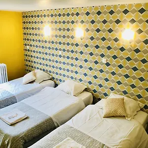Hotel Appi, Paris